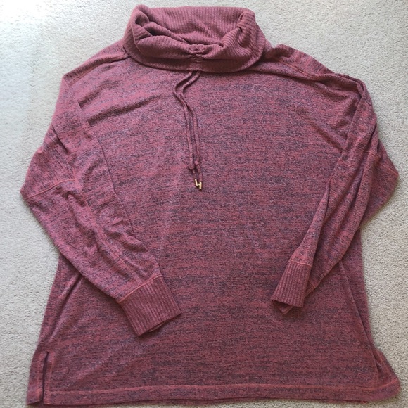 Zenergy by Chico’s Soft Essentials Cowlneck Tunic and Joggers - Picture 2 of 10